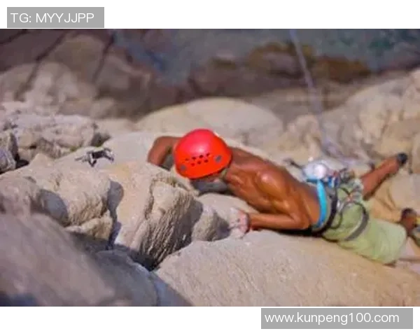 杭州攀岩队在极限运动联赛中的耐力表现分析与点评